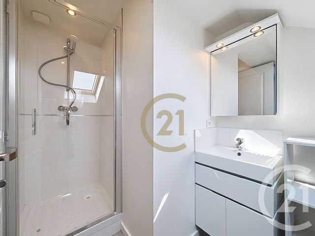 Appartement F2 &agrave; louer - 2 pi&egrave;ces - 39,50 m2 - Cravanche - 90 - FRANCHE-COMTE