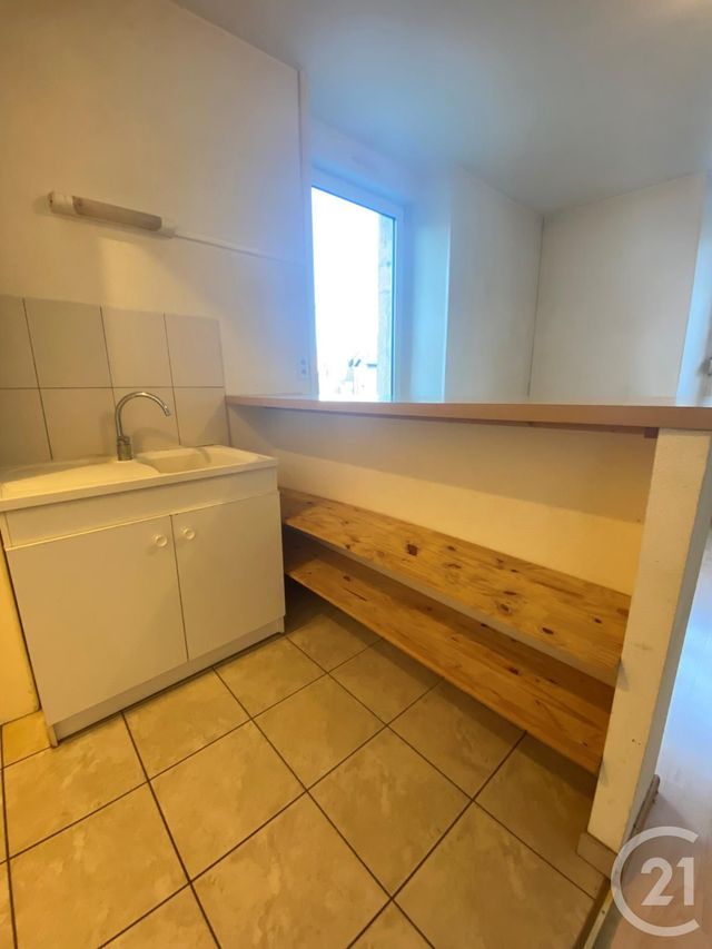 Appartement F2 à louer - 2 pièces - 41 m2 - Beaucourt - 90 - FRANCHE-COMTE