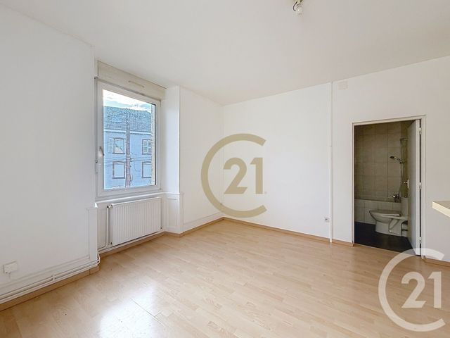 Appartement F2 &agrave; louer - 2 pi&egrave;ces - 41 m2 - Beaucourt - 90 - FRANCHE-COMTE
