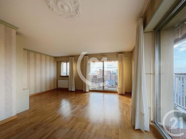 Appartement T5 à vendre - 5 pièces - 90 m2 - Belfort - 90 - FRANCHE-COMTE
