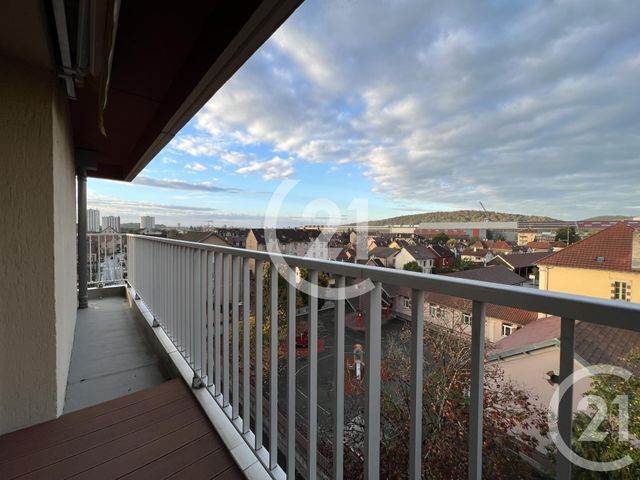 Appartement T5 à vendre - 5 pièces - 90 m2 - Belfort - 90 - FRANCHE-COMTE