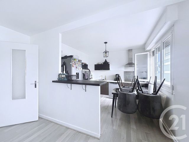 Appartement F3 &agrave; vendre - 3 pi&egrave;ces - 63 m2 - Belfort - 90 - FRANCHE-COMTE