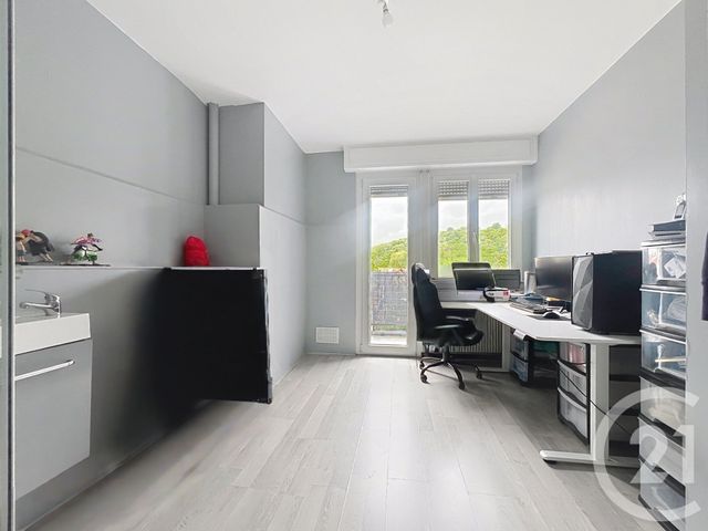 Appartement F3 &agrave; vendre - 3 pi&egrave;ces - 63 m2 - Belfort - 90 - FRANCHE-COMTE