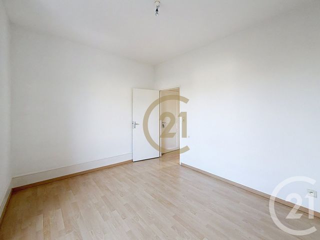 Appartement F2 &agrave; louer - 2 pi&egrave;ces - 41 m2 - Beaucourt - 90 - FRANCHE-COMTE