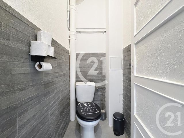 Appartement T3 à vendre - 3 pièces - 58,49 m2 - Belfort - 90 - FRANCHE-COMTE