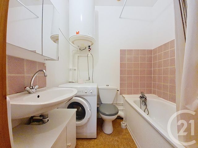 Appartement F1 à louer - 1 pièce - 25 m2 - Belfort - 90 - FRANCHE-COMTE