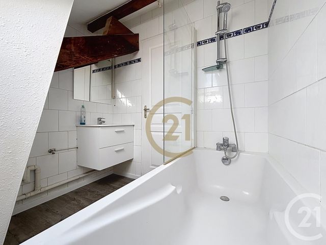 Appartement F3 à louer - 3 pièces - 60 m2 - Belfort - 90 - FRANCHE-COMTE