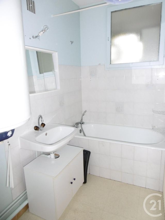 Appartement F4 à louer - 4 pièces - 67 m2 - Belfort - 90 - FRANCHE-COMTE