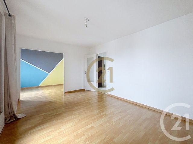 Appartement F4 &agrave; louer - 4 pi&egrave;ces - 67 m2 - Belfort - 90 - FRANCHE-COMTE