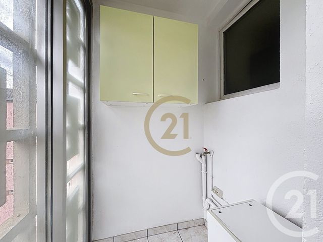 Appartement F4 &agrave; louer - 4 pi&egrave;ces - 67 m2 - Belfort - 90 - FRANCHE-COMTE