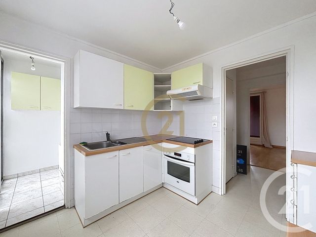 Appartement F4 &agrave; louer - 4 pi&egrave;ces - 67 m2 - Belfort - 90 - FRANCHE-COMTE