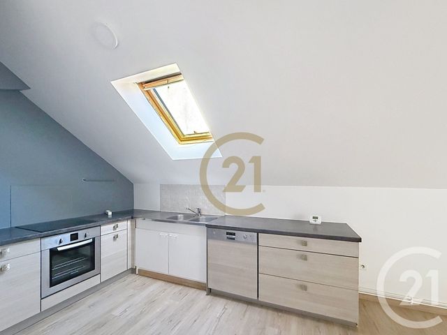 Appartement F3 &agrave; louer - 3 pi&egrave;ces - 73 m2 - Belfort - 90 - FRANCHE-COMTE