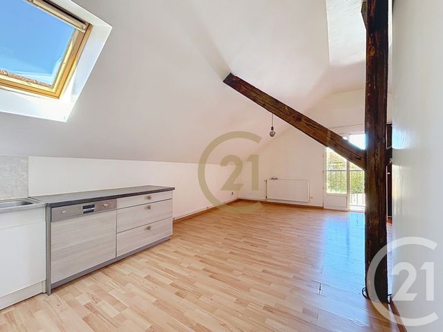 Appartement F3 &agrave; louer - 3 pi&egrave;ces - 73 m2 - Belfort - 90 - FRANCHE-COMTE