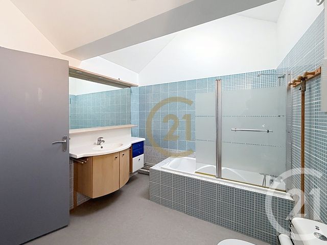 Appartement F3 &agrave; louer - 3 pi&egrave;ces - 73 m2 - Belfort - 90 - FRANCHE-COMTE