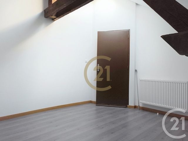 Appartement F3 à louer - 2 pièces - 50 m2 - Belfort - 90 - FRANCHE-COMTE