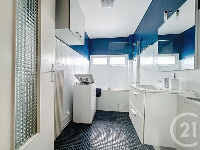 Appartement F3 à vendre - 3 pièces - 72,23 m2 - Belfort - 90 - FRANCHE-COMTE