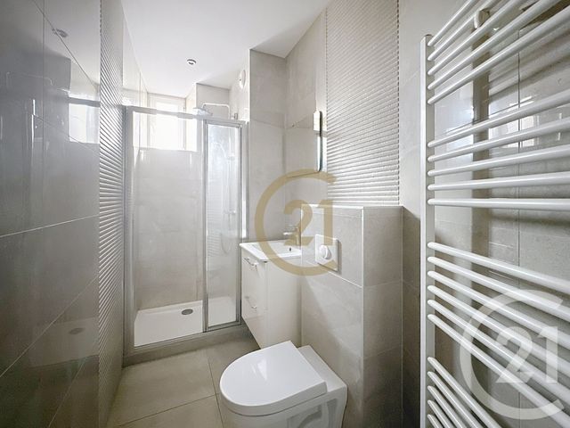 Appartement F1 à louer - 1 pièce - 32,90 m2 - Belfort - 90 - FRANCHE-COMTE