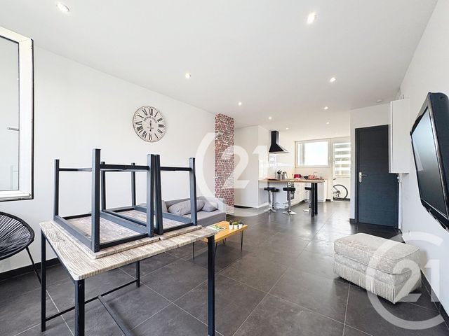 Appartement à vendre - 5 pièces - 88,15 m2 - Belfort - 90 - FRANCHE-COMTE