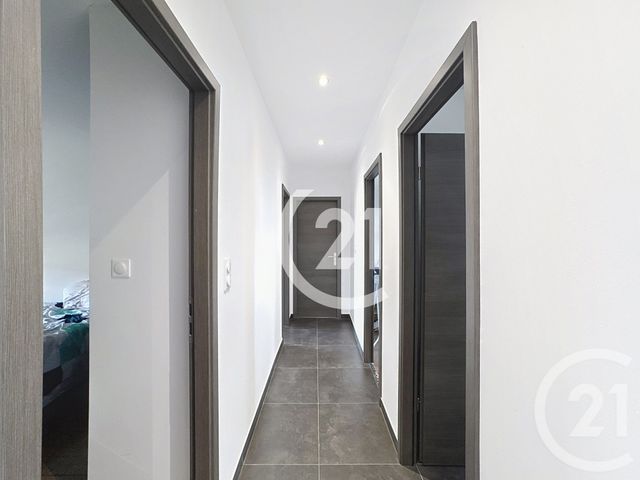 Appartement à vendre - 5 pièces - 88,15 m2 - Belfort - 90 - FRANCHE-COMTE