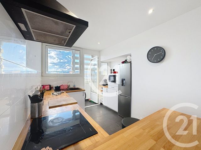 Appartement à vendre - 5 pièces - 88,15 m2 - Belfort - 90 - FRANCHE-COMTE