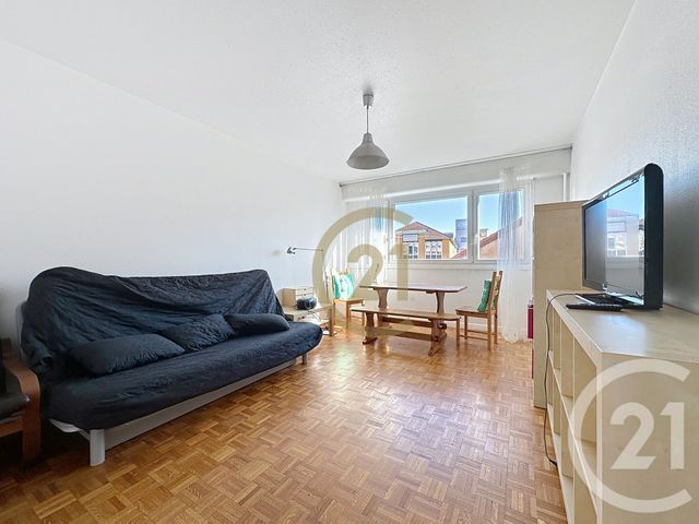 Appartement F3 à louer - 3 pièces - 66,06 m2 - Belfort - 90 - FRANCHE-COMTE