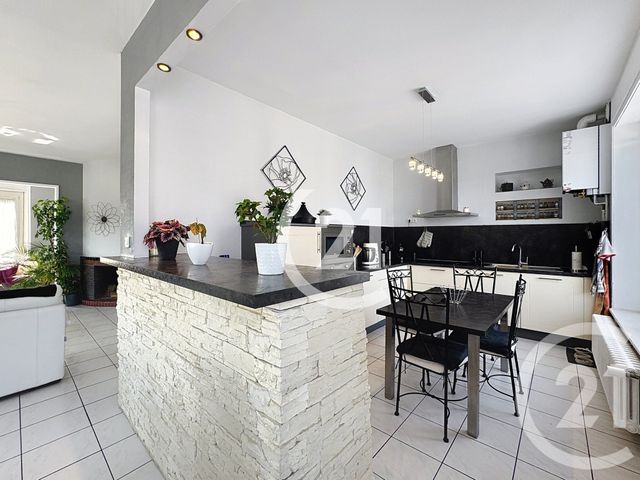 Appartement T5 à vendre - 5 pièces - 113,94 m2 - Belfort - 90 - FRANCHE-COMTE