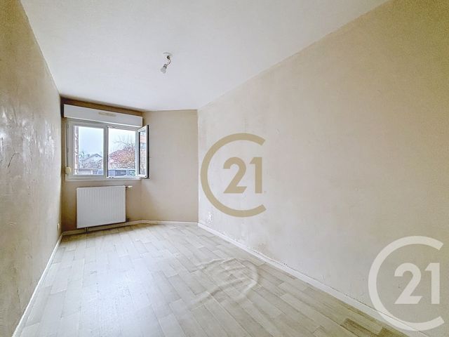 Appartement F5 &agrave; louer - 5 pi&egrave;ces - 95,75 m2 - Belfort - 90 - FRANCHE-COMTE