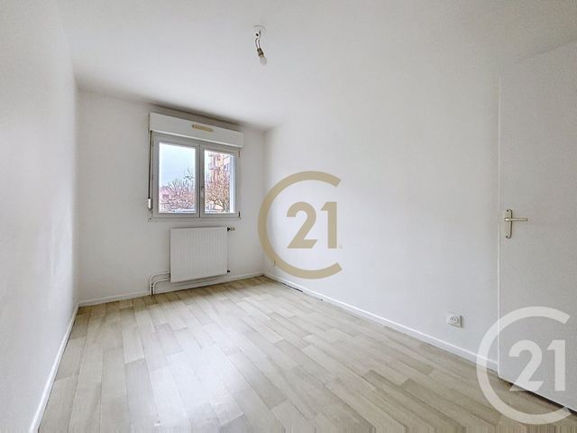 Appartement F5 &agrave; louer - 5 pi&egrave;ces - 95,75 m2 - Belfort - 90 - FRANCHE-COMTE