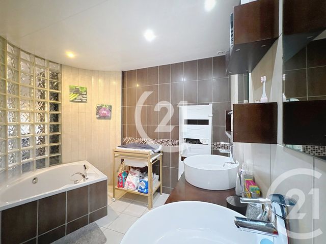 Appartement T5 à vendre - 5 pièces - 109,05 m2 - Champey - 70 - FRANCHE-COMTE