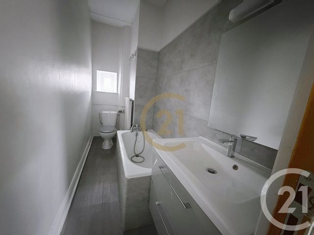 Appartement F3 &agrave; louer - 3 pi&egrave;ces - 59 m2 - Belfort - 90 - FRANCHE-COMTE