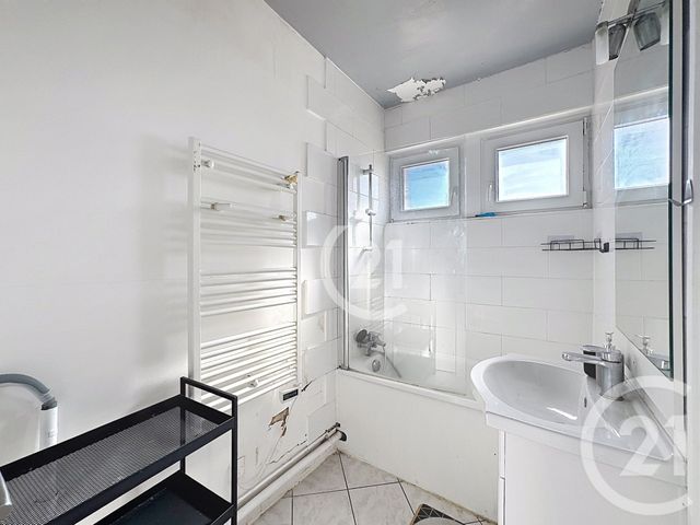 Appartement T3 &agrave; vendre - 3 pi&egrave;ces - 48,79 m2 - Belfort - 90 - FRANCHE-COMTE