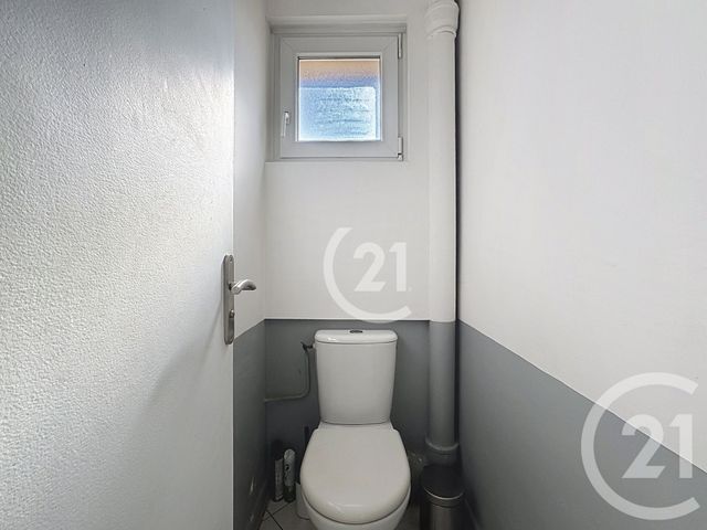 Appartement T3 &agrave; vendre - 3 pi&egrave;ces - 48,79 m2 - Belfort - 90 - FRANCHE-COMTE