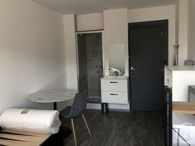 Appartement Chambre &agrave; louer - 1 pi&egrave;ce - 11,20 m2 - Belfort - 90 - FRANCHE-COMTE