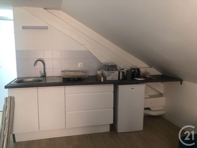 Appartement Studio à louer - 1 pièce - 25 m2 - Belfort - 90 - FRANCHE-COMTE
