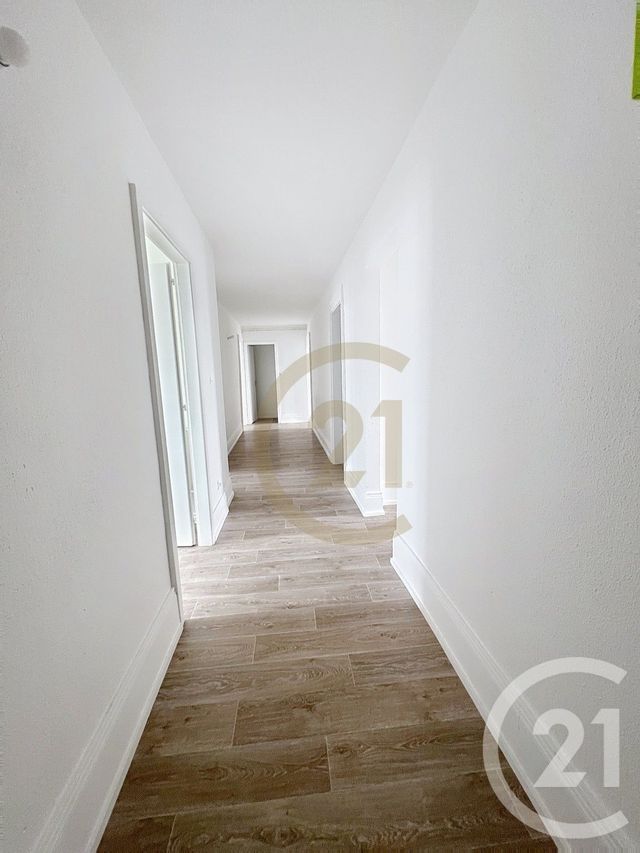 Appartement F4 à vendre - 4 pièces - 89,41 m2 - Belfort - 90 - FRANCHE-COMTE