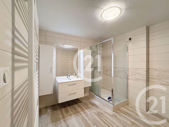 Appartement T5 à vendre - 5 pièces - 100 m2 - Cravanche - 90 - FRANCHE-COMTE