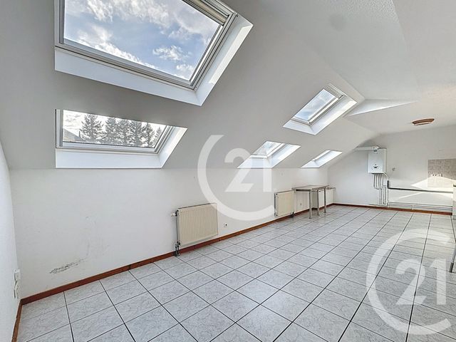 Appartement T5 à vendre - 5 pièces - 100 m2 - Cravanche - 90 - FRANCHE-COMTE