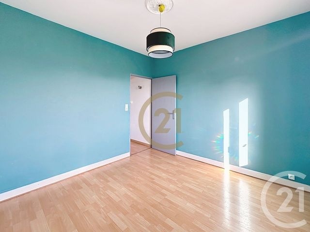 Appartement F3 à louer - 3 pièces - 63,12 m2 - Belfort - 90 - FRANCHE-COMTE