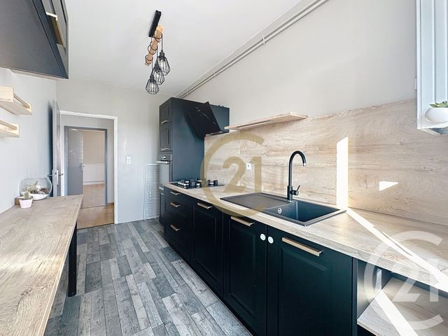 Appartement F3 à louer - 3 pièces - 63,12 m2 - Belfort - 90 - FRANCHE-COMTE