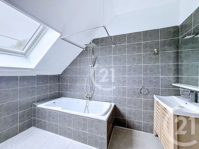 Appartement T3 &agrave; vendre - 3 pi&egrave;ces - 57,58 m2 - Vieux Charmont - 25 - FRANCHE-COMTE