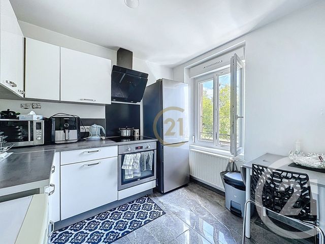 Appartement &agrave; vendre - 4 pi&egrave;ces - 74,45 m2 - Belfort - 90 - FRANCHE-COMTE