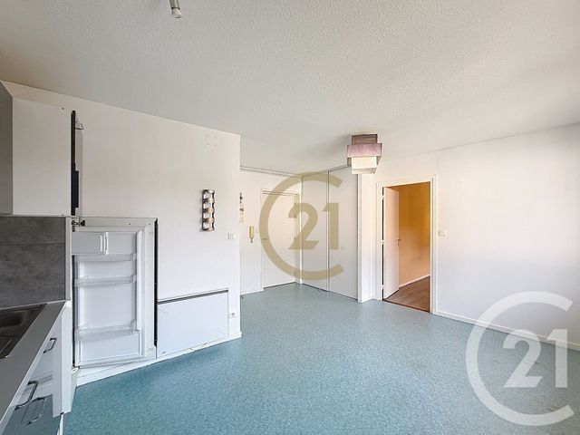 Appartement F2 &agrave; louer - 2 pi&egrave;ces - 33 m2 - Belfort - 90 - FRANCHE-COMTE