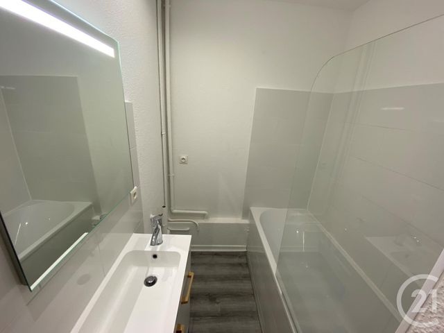 Appartement F3 &agrave; louer - 3 pi&egrave;ces - 55 m2 - Delle - 90 - FRANCHE-COMTE