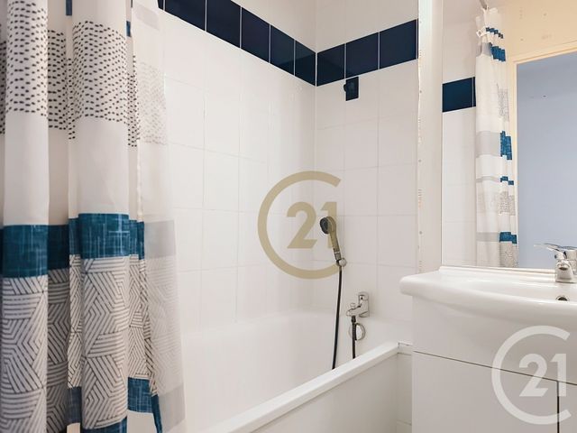 Appartement F2 à louer - 2 pièces - 46,68 m2 - Belfort - 90 - FRANCHE-COMTE