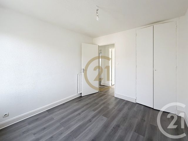 Appartement F3 &agrave; louer - 3 pi&egrave;ces - 58,51 m2 - Belfort - 90 - FRANCHE-COMTE