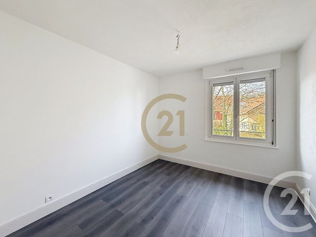 Appartement F3 &agrave; louer - 3 pi&egrave;ces - 58,51 m2 - Belfort - 90 - FRANCHE-COMTE