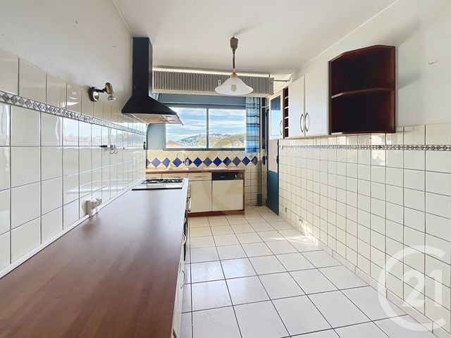 Appartement F5 &agrave; vendre - 5 pi&egrave;ces - 117,76 m2 - Belfort - 90 - FRANCHE-COMTE