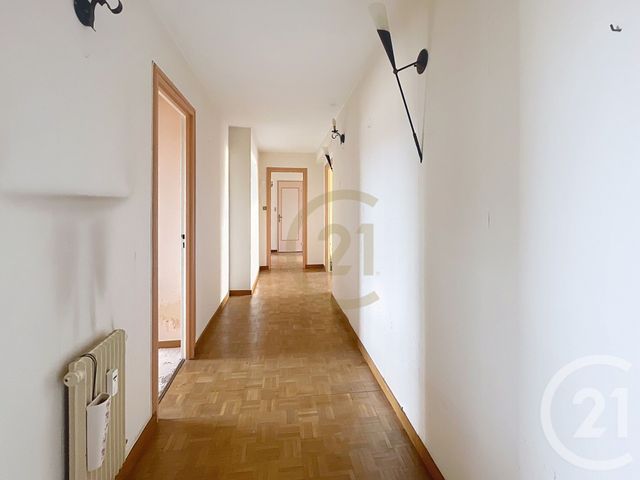 Appartement F5 &agrave; vendre - 5 pi&egrave;ces - 117,76 m2 - Belfort - 90 - FRANCHE-COMTE