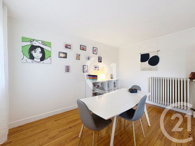 Appartement T4 à vendre - 4 pièces - 62,20 m2 - Belfort - 90 - FRANCHE-COMTE