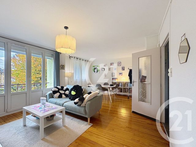 Appartement T4 à vendre - 4 pièces - 62,20 m2 - Belfort - 90 - FRANCHE-COMTE